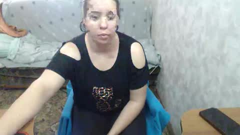 Snapshot of cutiemarine chatting on May 2026 12:21:01 PM cutiemarine online show from May 2026 12:21:01 PM