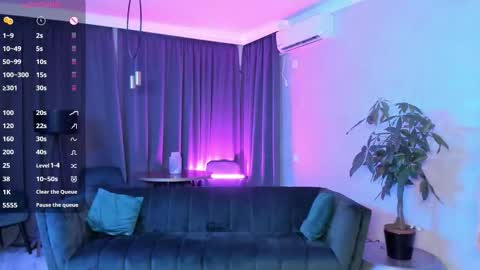 cutiepie69__ online show from October 2025 07:43:01 PM