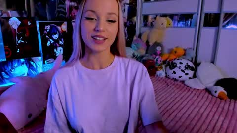 Snapshot of cuttie_ponyy chatting on January 2025 09:47:01 PM Nora online show from January 2025 09:47:01 PM