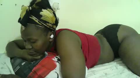 Snapshot of cuty_cindy chatting on November 2025 05:25:02 PM Cuty online show from November 2025 05:25:02 PM