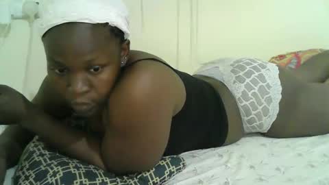 Snapshot of cuty_cindy chatting on December 2025 09:23:02 PM Cuty online show from December 2025 09:23:02 PM