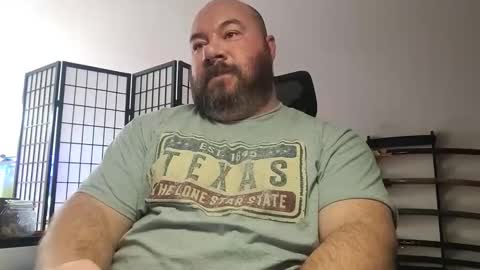 Snapshot of cwbyga chatting on February 2026 11:30:02 PM Bubba Bull online show from February 2026 11:30:02 PM