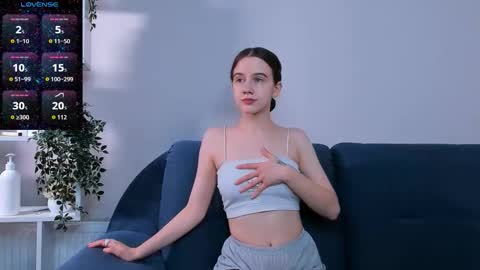 Ashly online show from September 2025 06:35:01 PM