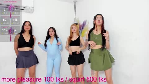 Snapshot of cyanide_candys chatting on February 2026 01:49:01 AM Mood Candy. MY TEAM Sammy Chloe Surthy and Litzy online show from February 2026 01:49:01 AM