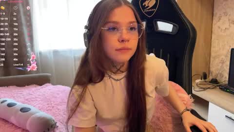 Snapshot of cyber_shawty chatting on April 2026 12:50:01 PM cyber_shawty online show from April 2026 12:50:01 PM