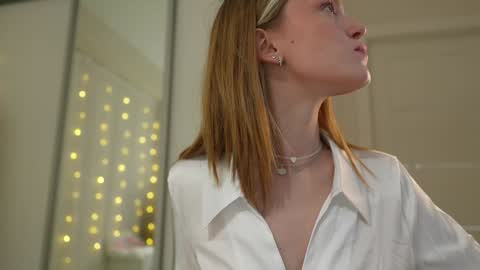 EMILY online show from January 2025 05:51:02 PM