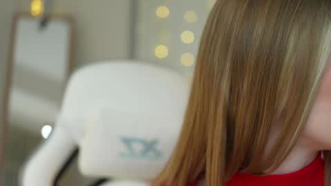 EMILY online show from January 2025 03:49:01 PM