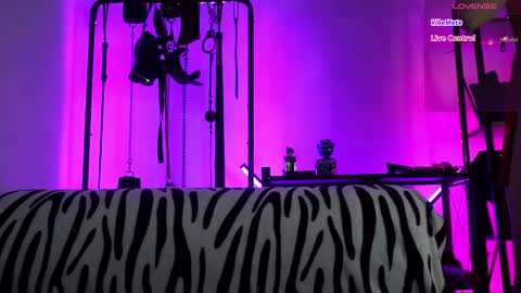 Lily Goddess online show from March 2026 12:21:01 PM