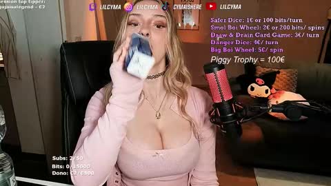 Snapshot of cymaishere chatting on March 2026 09:53:01 PM cymaishere online show from March 2026 09:53:01 PM