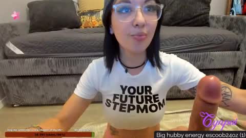 Snapshot of cynpai chatting on April 2026 04:37:02 AM Cynpai online show from April 2026 04:37:02 AM