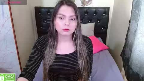 Cynthia online show from November 2025 06:43:02 PM