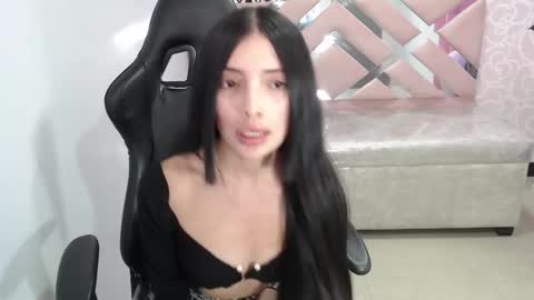 Snapshot of cynthia_ch chatting on October 2025 03:08:01 AM CINTIA ARAUJO online show from October 2025 03:08:01 AM