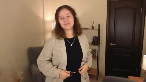 Snapshot of cynthia_myers chatting on October 2025 01:22:01 PM Lola online show from October 2025 01:22:01 PM