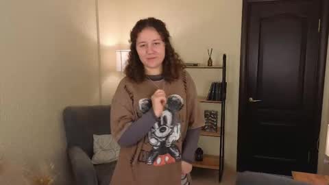 Snapshot of cynthia_myers chatting on October 2025 01:12:01 PM Lola online show from October 2025 01:12:01 PM