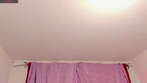 Cynthia online show from September 2025 01:11:02 PM