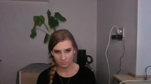 Snapshot of cyntianatural chatting on January 2025 11:37:02 AM CyntiaNatural online show from January 2025 11:37:02 AM