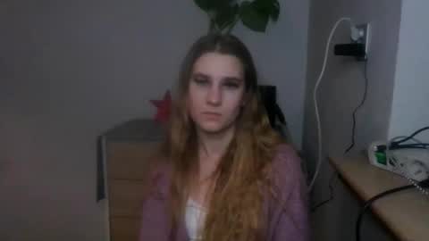 Snapshot of cyntianatural chatting on January 2025 09:40:01 PM CyntiaNatural online show from January 2025 09:40:01 PM