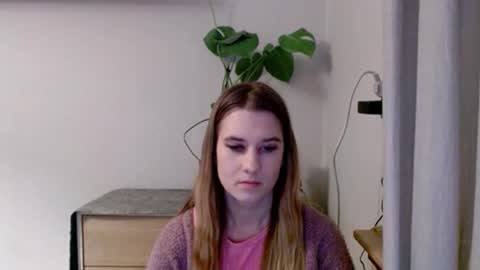 Snapshot of cyntianatural chatting on February 2025 07:21:01 PM CyntiaNatural online show from February 2025 07:21:01 PM