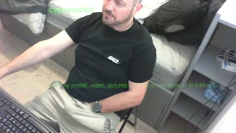 Snapshot of cypheros2025 chatting on April 2026 07:47:02 AM Chris online show from April 2026 07:47:02 AM