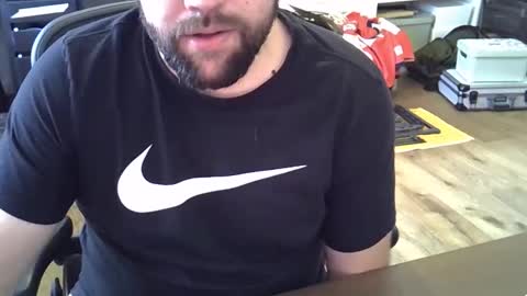 cyrsug online show from November 2025 11:31:02 AM