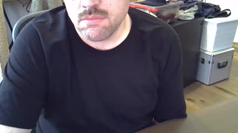 Snapshot of cyrsug chatting on April 2026 12:45:02 PM cyrsug online show from April 2026 12:45:02 PM