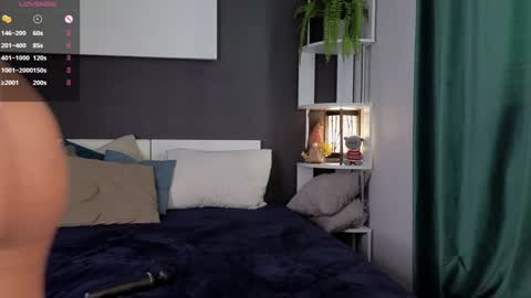 Isabella online show from January 2025 04:58:01 AM