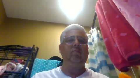 Snapshot of czar1974 chatting on January 2026 05:44:01 AM czar1974 online show from January 2026 05:44:01 AM