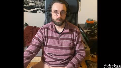 Snapshot of d1ckass chatting on December 2024 10:25:02 PM d1ckass online show from December 2024 10:25:02 PM