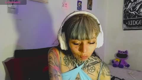 Snapshot of d3m0ny0_0 chatting on April 2026 05:05:01 AM d3m0ny0_0 online show from April 2026 05:05:01 AM