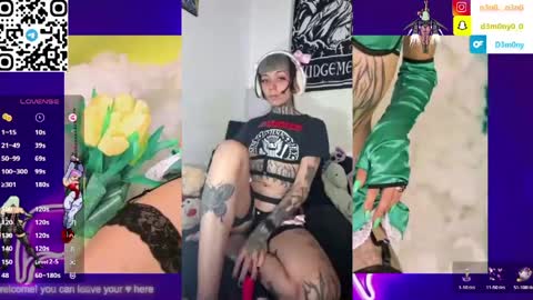 Snapshot of d3m0ny0_0 chatting on April 2026 02:29:02 AM d3m0ny0_0 online show from April 2026 02:29:02 AM