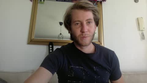 Snapshot of d3nnis_123 chatting on February 2025 10:38:02 AM d3nnis_123 online show from February 2025 10:38:02 AM