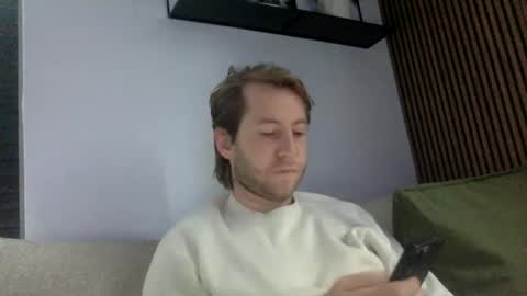 Snapshot of d3nnis_123 chatting on October 2025 08:27:02 AM d3nnis_123 online show from October 2025 08:27:02 AM