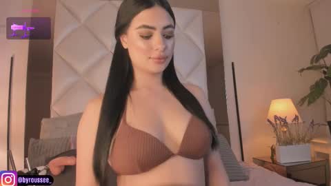 Kim online show from November 2025 04:33:02 AM