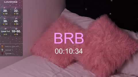 Snapshot of daarlene chatting on January 2025 05:27:02 PM Darlene online show from January 2025 05:27:02 PM