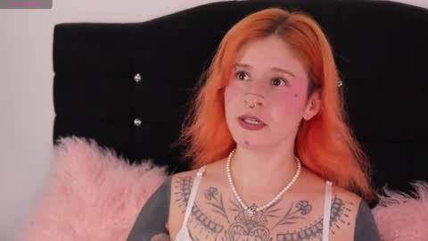 Darlene online show from April 2026 09:42:02 PM