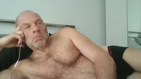 Snapshot of dab2912 chatting on April 2026 04:21:01 PM dab2912 online show from April 2026 04:21:01 PM