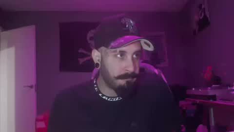 Snapshot of dabirdfree chatting on March 2026 05:41:02 PM Destroyer online show from March 2026 05:41:02 PM