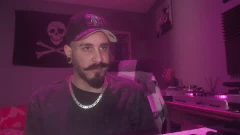 Snapshot of dabirdfree chatting on April 2026 04:00:02 PM Destroyer online show from April 2026 04:00:02 PM