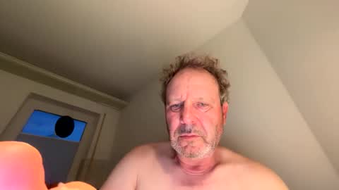 Snapshot of dachdecker7269 chatting on March 2026 05:02:01 AM dachdecker7269 online show from March 2026 05:02:01 AM