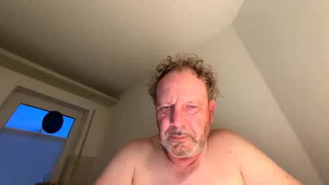 Snapshot of dachdecker7269 chatting on April 2026 04:04:01 AM dachdecker7269 online show from April 2026 04:04:01 AM