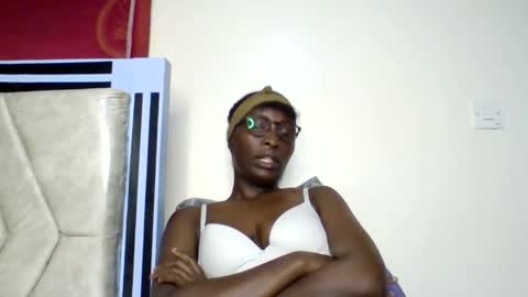 Snapshot of daddies_lover chatting on March 2026 01:55:01 AM Goddess online show from March 2026 01:55:01 AM