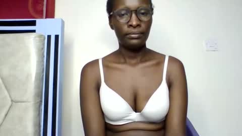 Snapshot of daddies_lover chatting on March 2026 02:06:01 AM Goddess online show from March 2026 02:06:01 AM