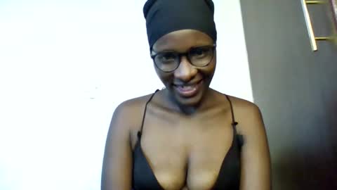 Snapshot of daddies_lover chatting on March 2026 02:07:02 PM Goddess online show from March 2026 02:07:02 PM