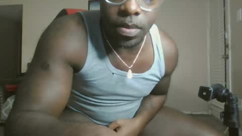Snapshot of daddybbc52 chatting on July 2026 06:37:02 AM Rashaudrodz.. online show from July 2026 06:37:02 AM