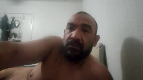 Snapshot of daddybe4r chatting on April 2026 11:26:01 AM daddybe4r online show from April 2026 11:26:01 AM
