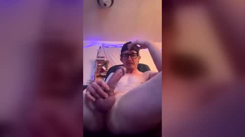 Snapshot of daddybigdick480 chatting on June 2026 08:29:02 PM daddybigdick480 online show from June 2026 08:29:02 PM