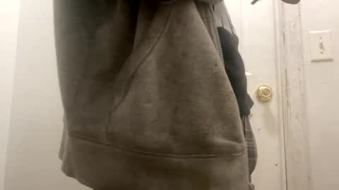 Snapshot of daddylongyk chatting on November 2025 12:35:01 AM daddylongyk online show from November 2025 12:35:01 AM