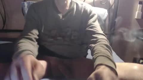 Snapshot of daddylove2017 chatting on March 2026 03:04:01 PM alby online show from March 2026 03:04:01 PM