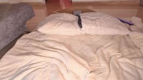 Creamy online show from April 2026 10:37:02 PM