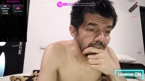 Snapshot of daddynextdoor86 chatting on April 2026 05:07:02 AM daddynextdoor86 online show from April 2026 05:07:02 AM